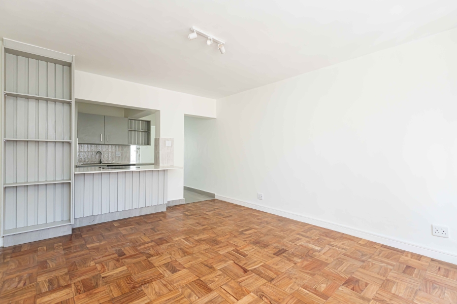 To Let 2 Bedroom Property for Rent in Sea Point Western Cape
